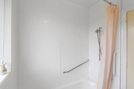 Photo of property in 108 Isleworth Road, Bishopdale, Christchurch, 8053