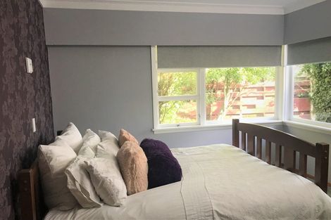 Photo of property in 402 South Road, Hawera, 4674