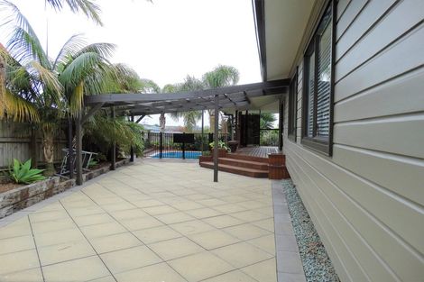 Photo of property in 32 Rosehill Place, Nawton, Hamilton, 3200