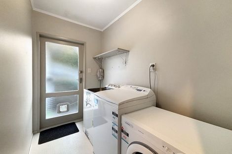 Photo of property in 40 Halswater Drive, Churton Park, Wellington, 6037