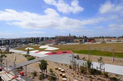 Photo of property in 9/25 Sidney Wallingford Way, Hobsonville, Auckland, 0616