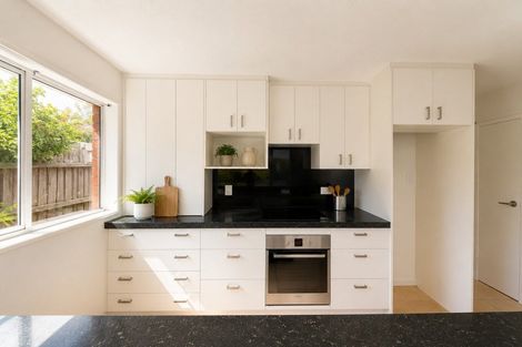 Photo of property in 6 Rowanwood Close, Halswell, Christchurch, 8025