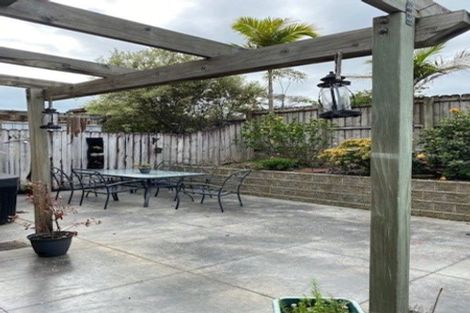 Photo of property in 24 Puma Drive, Golflands, Auckland, 2013