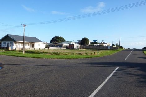 Photo of property in 2 Omanu Street, Koitiata, Wanganui, 4581