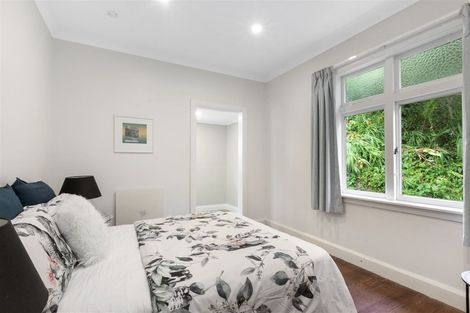 Photo of property in 27a Awarua Street, Ngaio, Wellington, 6035