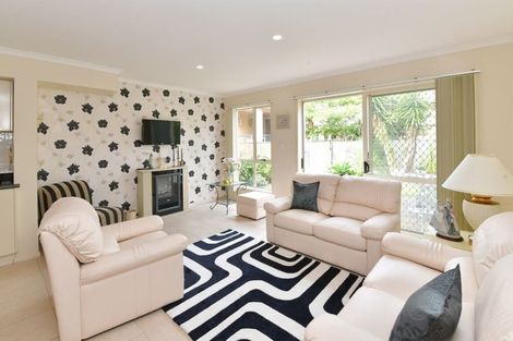 Photo of property in 44 Trimaran Drive, Gulf Harbour, Whangaparaoa, 0930