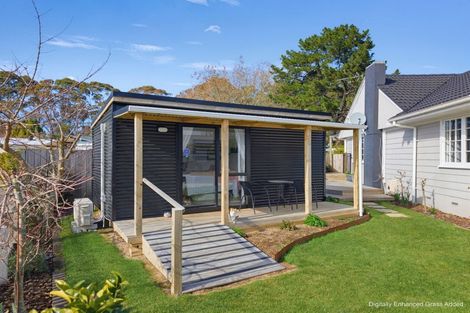 Photo of property in 35 Fitzroy Avenue, Fitzroy, Hamilton, 3206