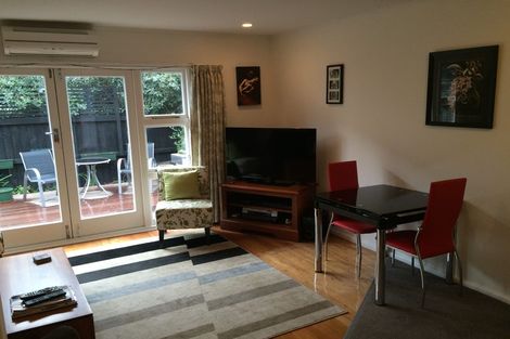 Photo of property in 2/84 Holly Road, St Albans, Christchurch, 8014