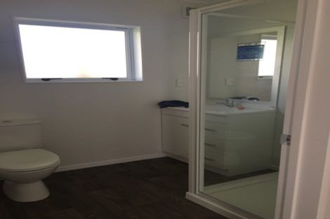 Photo of property in 44 Gossamer Drive, Pakuranga Heights, Auckland, 2010