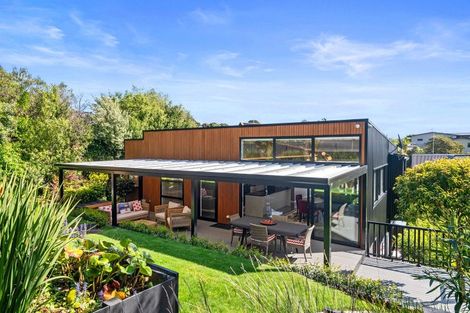 Photo of property in 11 Janice Place, Mount Pleasant, Christchurch, 8081