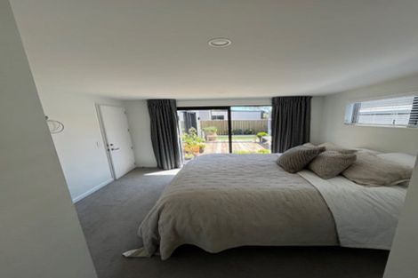 Photo of property in 66 Aikmans Road, Merivale, Christchurch, 8014