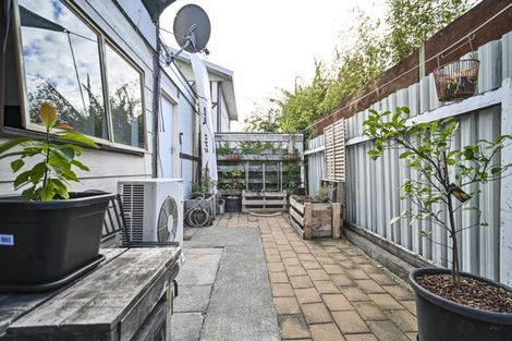 Photo of property in 4/702 Grays Road, Mahora, Hastings, 4120