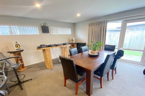 Photo of property in 2a Annies Lane, Aidanfield, Christchurch, 8025