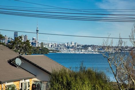 Photo of property in 1/27 Walter Street, Hauraki, Auckland, 0622