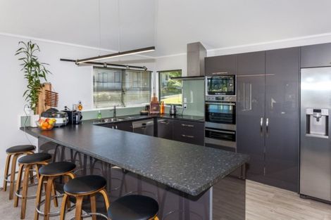 Photo of property in 30 Pepe Road, Tairua, 3508