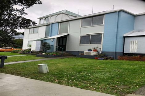 Photo of property in 114 Akaroa Drive, Maupuia, Wellington, 6022