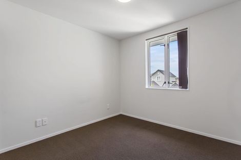 Photo of property in 87 Grove Road, Papakura, 2110