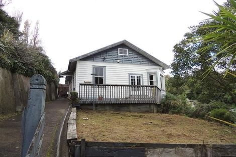 Photo of property in 40 Faraday Street, Hospital Hill, Napier, 4110