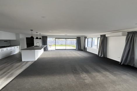 Photo of property in 26 Filmer Crescent, Wallaceville, Upper Hutt, 5018