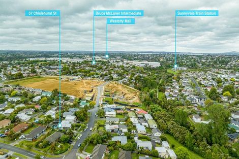 Photo of property in 57 Chislehurst Street, Henderson, Auckland, 0612