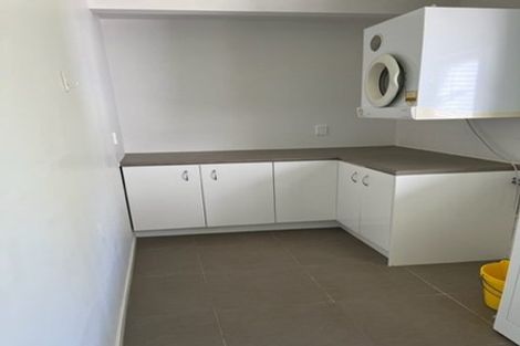 Photo of property in 35 Park Rise, Campbells Bay, Auckland, 0630