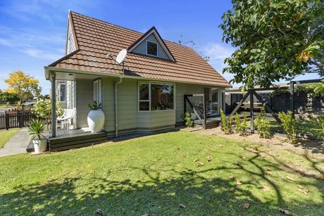 Photo of property in 14 Lickfold Lane, Pukete, Hamilton, 3200