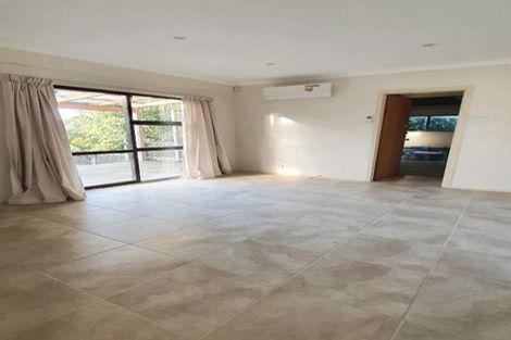 Photo of property in 146 Oaktree Avenue, Browns Bay, Auckland, 0630