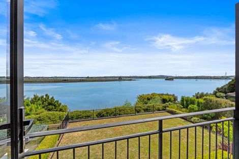 Photo of property in 57 Milano Boulevard, Karaka, Papakura, 2113