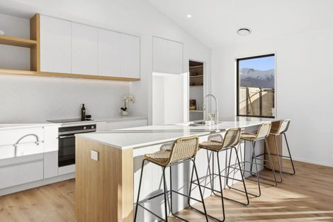 Photo of property in 5 Onyx Street, Albert Town, Wanaka, 9305