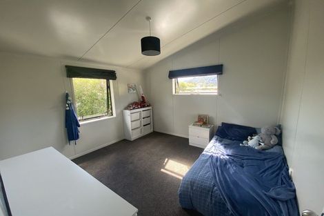 Photo of property in 18a Norana Road, Maoribank, Upper Hutt, 5018