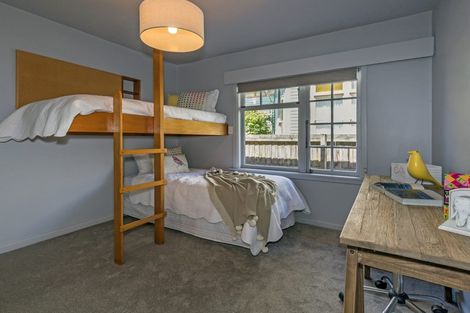 Photo of property in 18 Aylmer Street, Somerfield, Christchurch, 8024