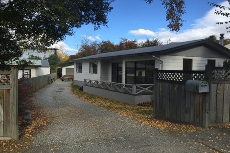 Photo of property in 15 Hood Crescent, Arrowtown, 9302