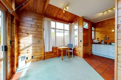Photo of property in 16 Mcfarlane Street, Mount Victoria, Wellington, 6011