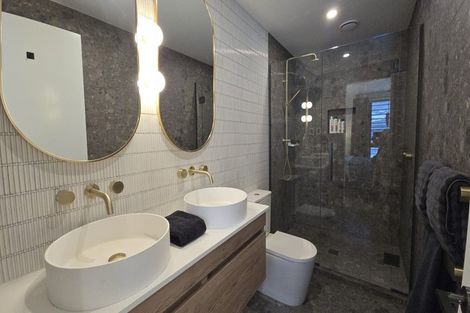 Photo of property in 33 Ryan Loop, Jacks Point, 9371