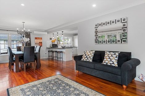 Photo of property in 24 Seaview Road, Otumoetai, Tauranga, 3110