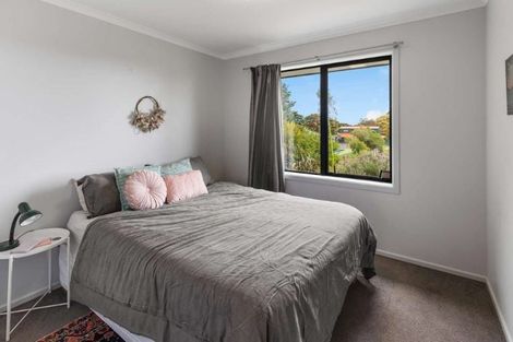 Photo of property in 1 Attrill Place, Tawhero, Whanganui, 4501