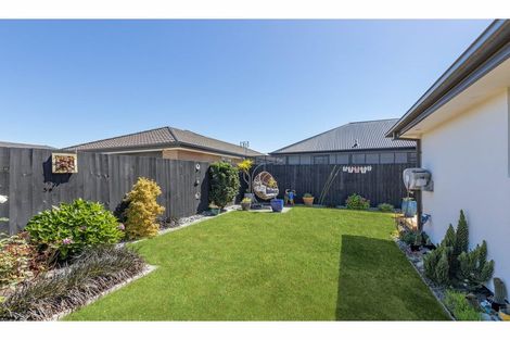 Photo of property in 21 Te Kereme Street, Marshland, Christchurch, 8083