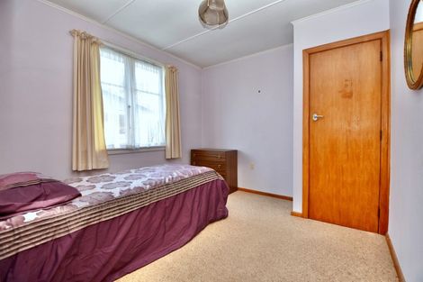 Photo of property in 22 Taylor Street, Carterton, 5713