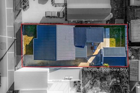 Photo of property in 221 The Esplanade, Petone, Lower Hutt, 5012