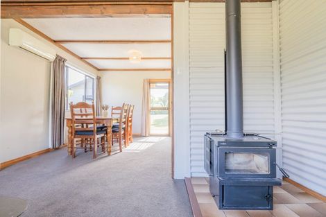 Photo of property in 39 Home Street, Manapouri, 9679