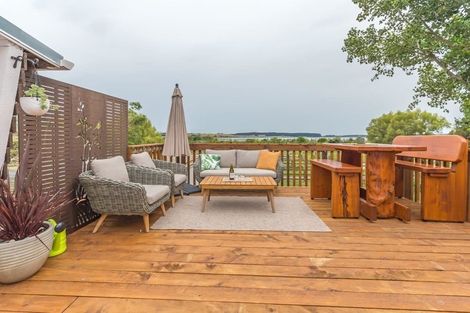 Photo of property in 328 Hokio Beach Road, Hokio Beach, Levin, 5571