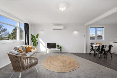 Photo of property in 229 Balmoral Drive, Tokoroa, 3420