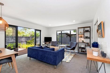 Photo of property in 4/129 Aikmans Road, Merivale, Christchurch, 8014