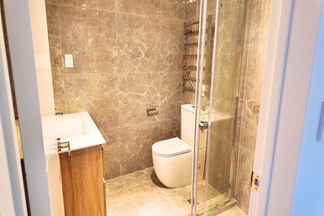 Photo of property in 44d Cyclarama Crescent, Massey, Auckland, 0614