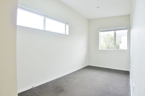 Photo of property in 9/45a Swanson Road, Henderson, Auckland, 0610