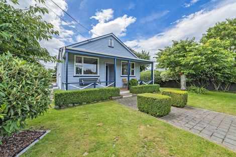 Photo of property in 13 Cliff Street, Coalgate, 7673