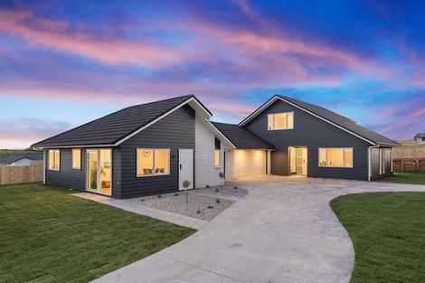 Photo of property in 22 Kapua Crescent, Rototuna North, Hamilton, 3210