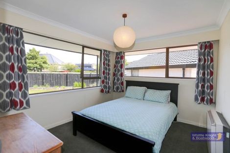 Photo of property in 6 Holmcroft Court, Cracroft, Christchurch, 8022