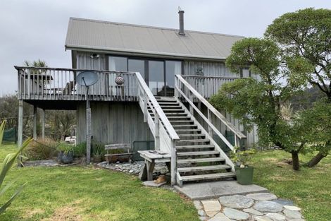 Photo of property in 9 The Parade, Okarito, Whataroa, 7886