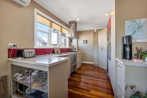 Photo of property in 28e Wallath Road, Westown, New Plymouth, 4310